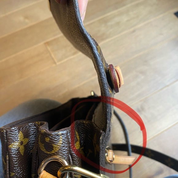 SOLD ‼️ Authentic Louis Vuitton Pochette Metis - Picture 14 of 15